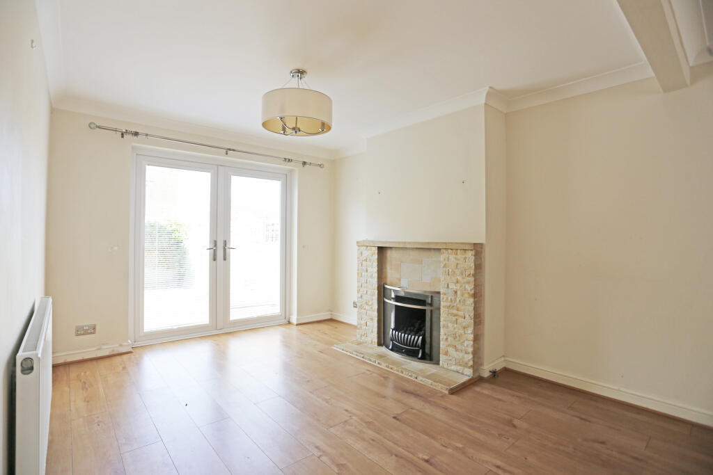 House in Rainham - View 5