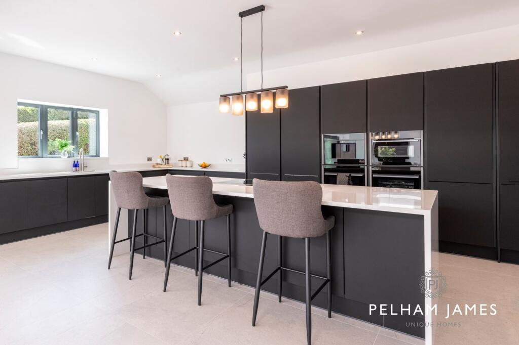 House in Peterborough - View 4