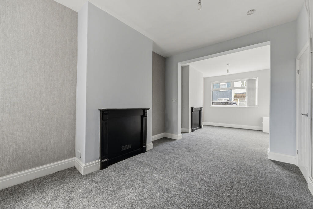 House in Doncaster - View 4