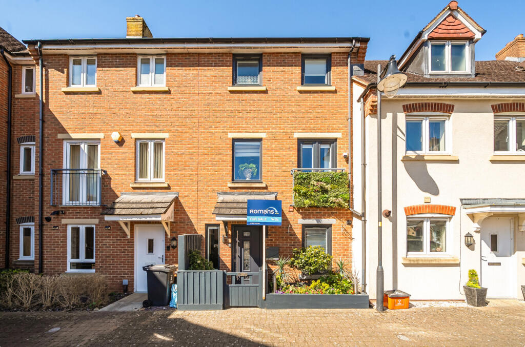 Main image of property: Piernik Close, Swindon, Wiltshire