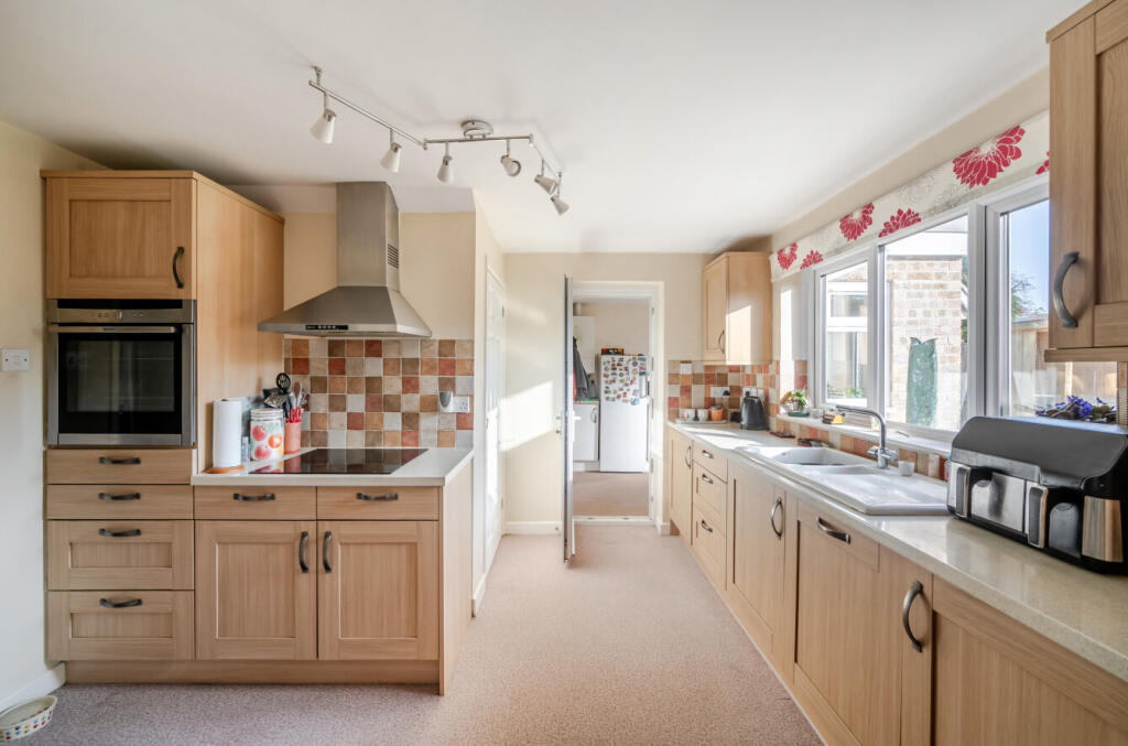 House in Warminster, Wiltshire - View 5