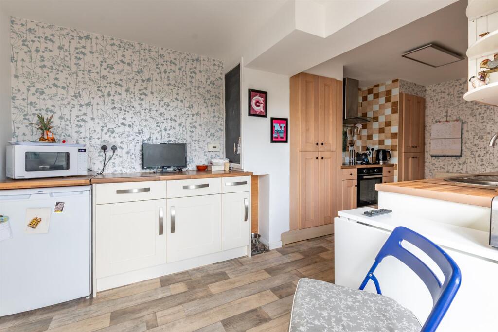 House in Bath - More