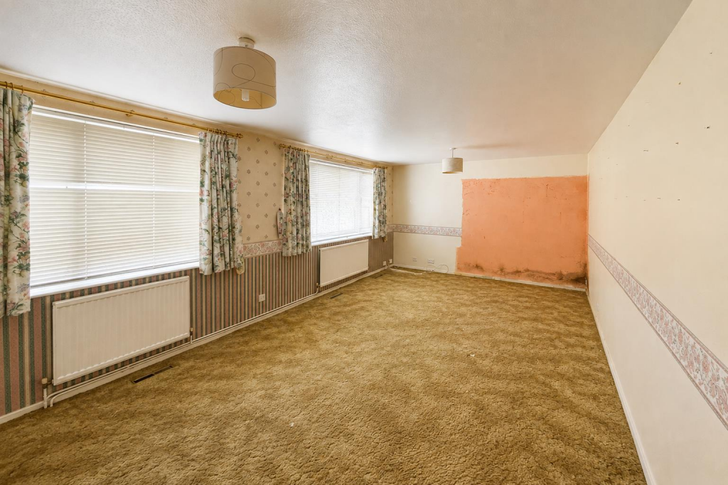 House in Hemel Hempstead - More