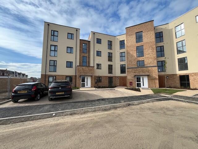 Main image of property: Farmingdale Close, Berryfields, Aylesbury