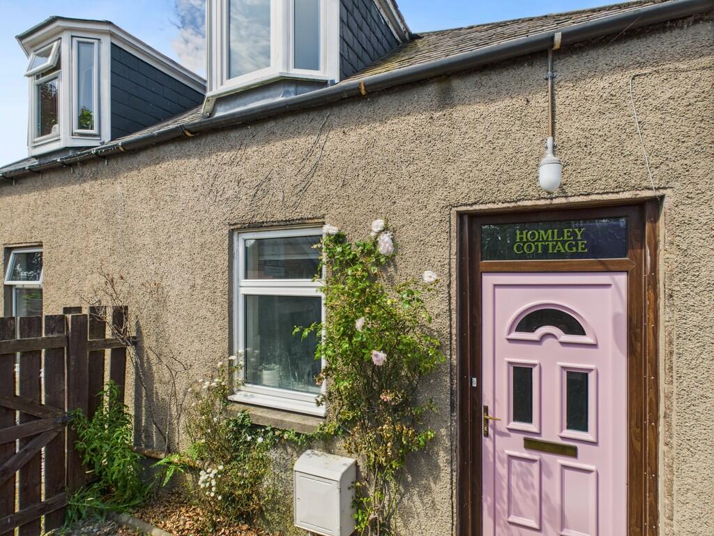House in Inverurie, Port Elphinstone - More