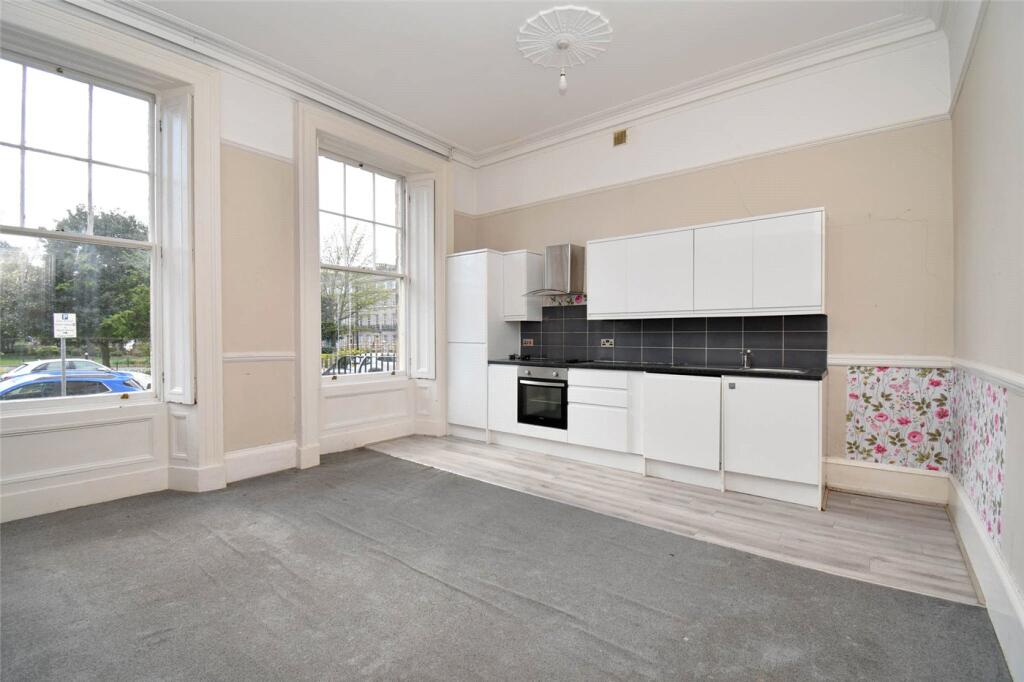 Apartment in Birkenhead, Lower Tranmere - View 2