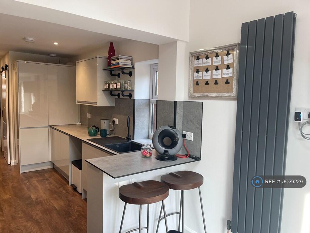 House in Ipswich - View 5
