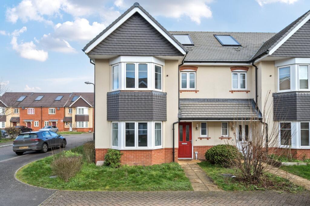 Main image of property: Oxlade Drive, Langley, Berkshire, SL3