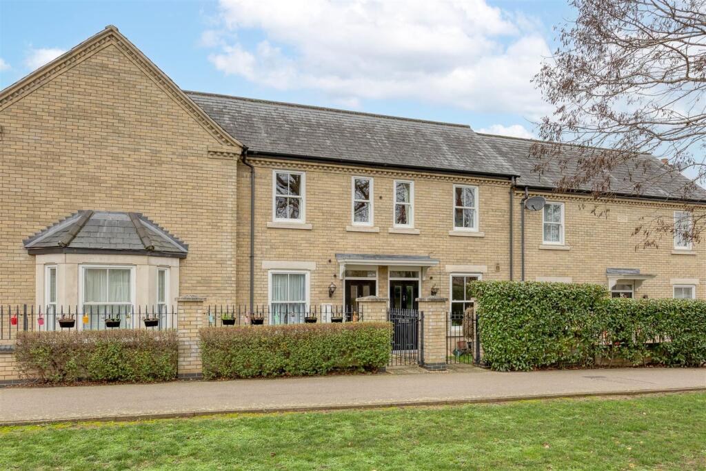 Main image of property: Doyle Place, Fairfield, SG5 4BF