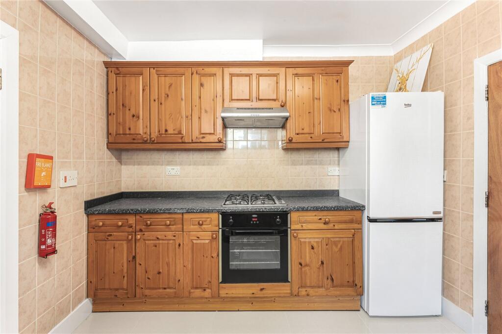 4 bedroom terraced house for rent