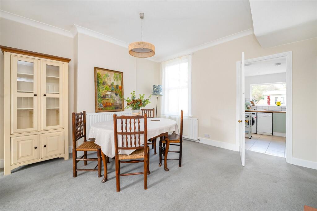 House in Twickenham - View 5