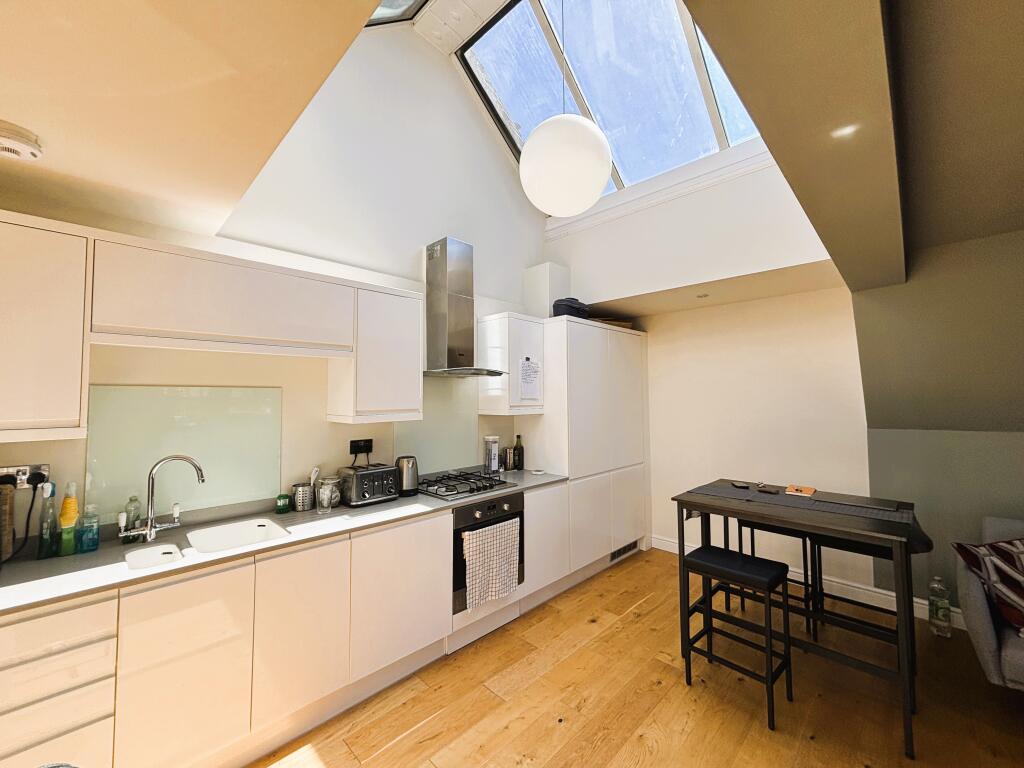 Main image of property: Church St, Tonbridge