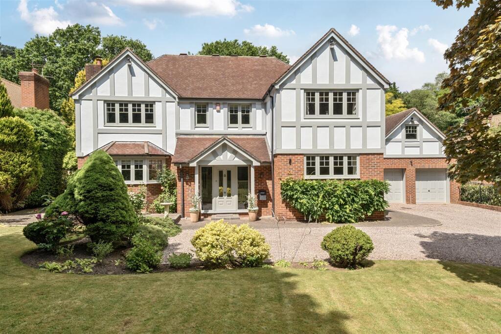 4-bed detached on Ford Lane, West Hill, £1,175,000