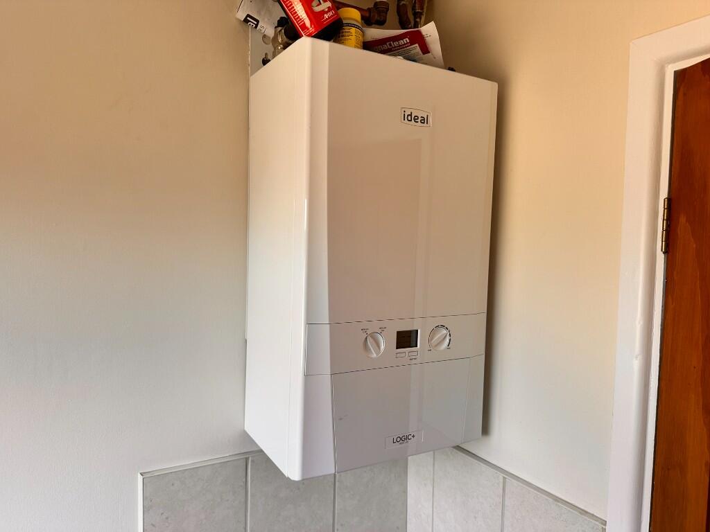 Additional image 8 of 60 Summerdown Walk, Trowbridge, Wiltshire, BA14