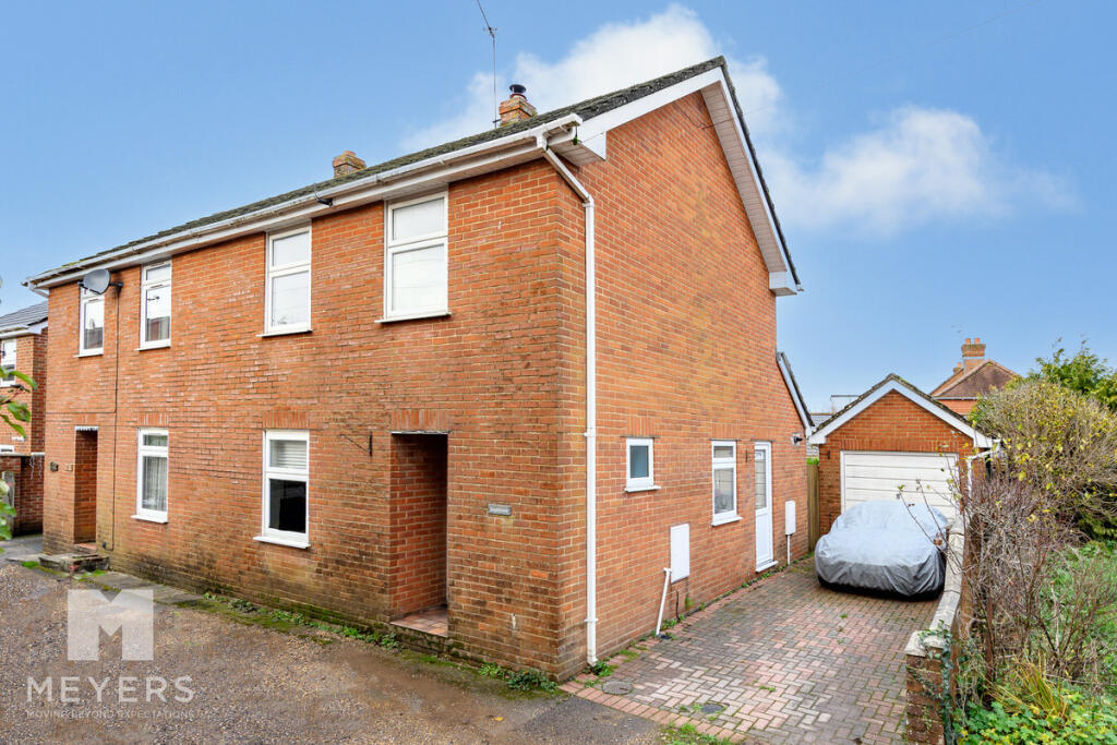 Southfield | Ringwood | BH24 photo 3
