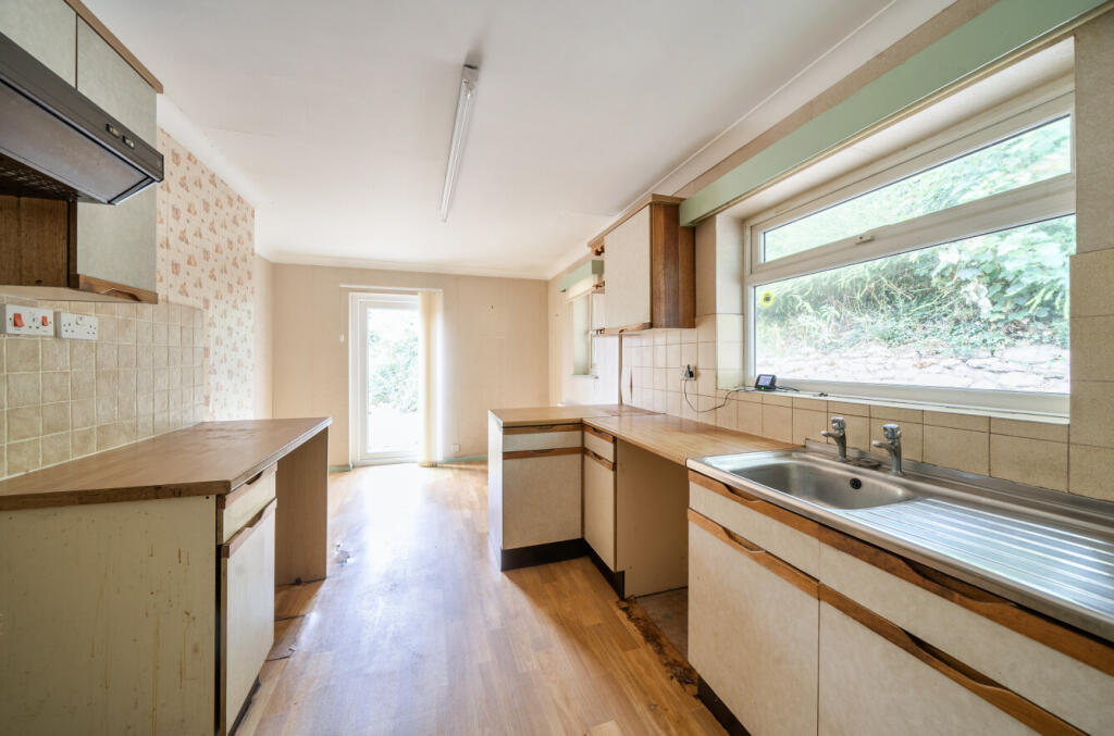 House in Taunton - View 4