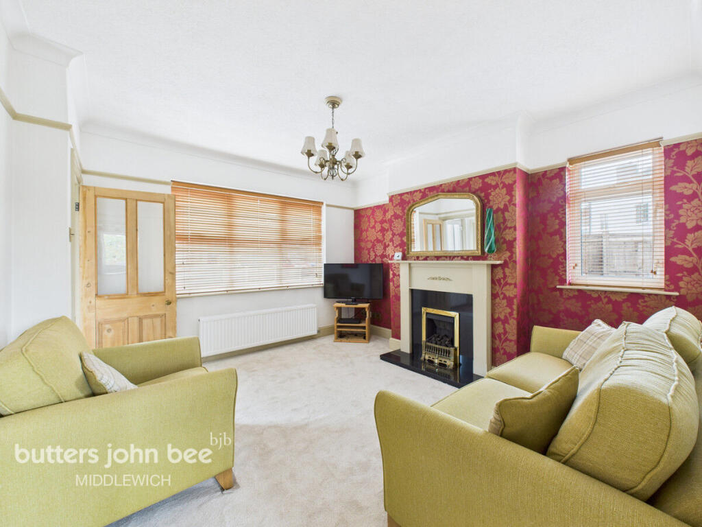 House in Middlewich, Cheshire East - View 4