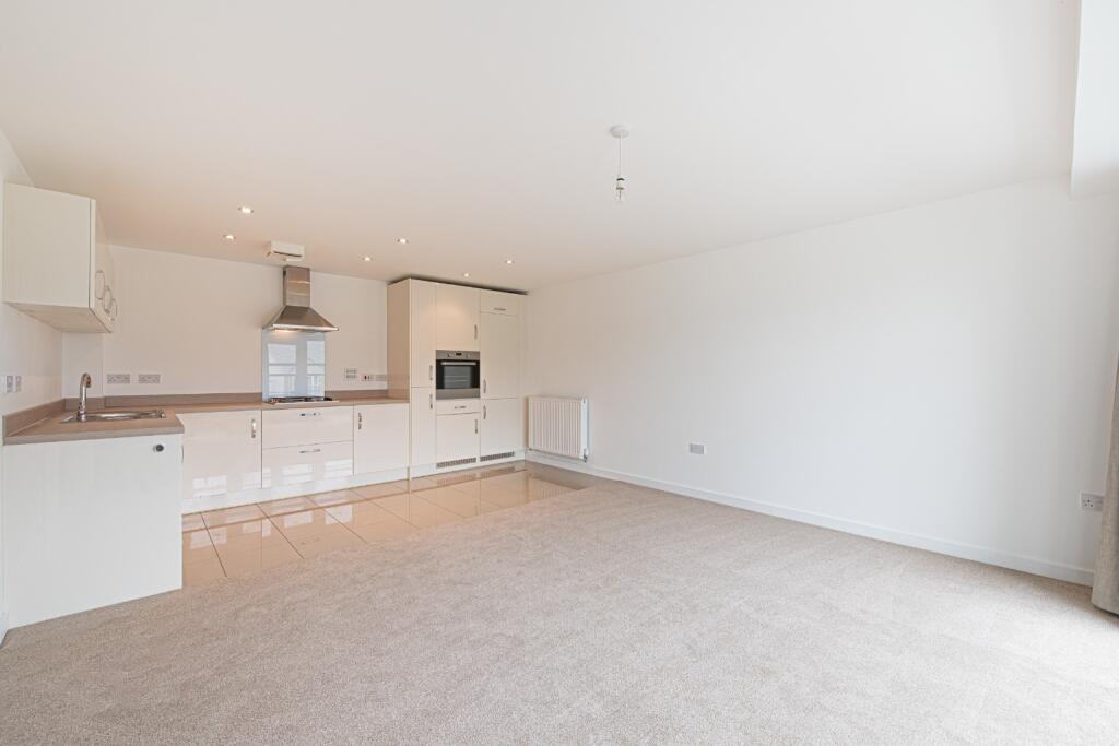 Apartment in Huntingdonshire, Little Paxton - View 2