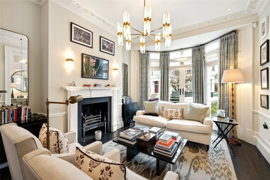 Main image of property: Elm Park Road, Chelsea, London, SW3