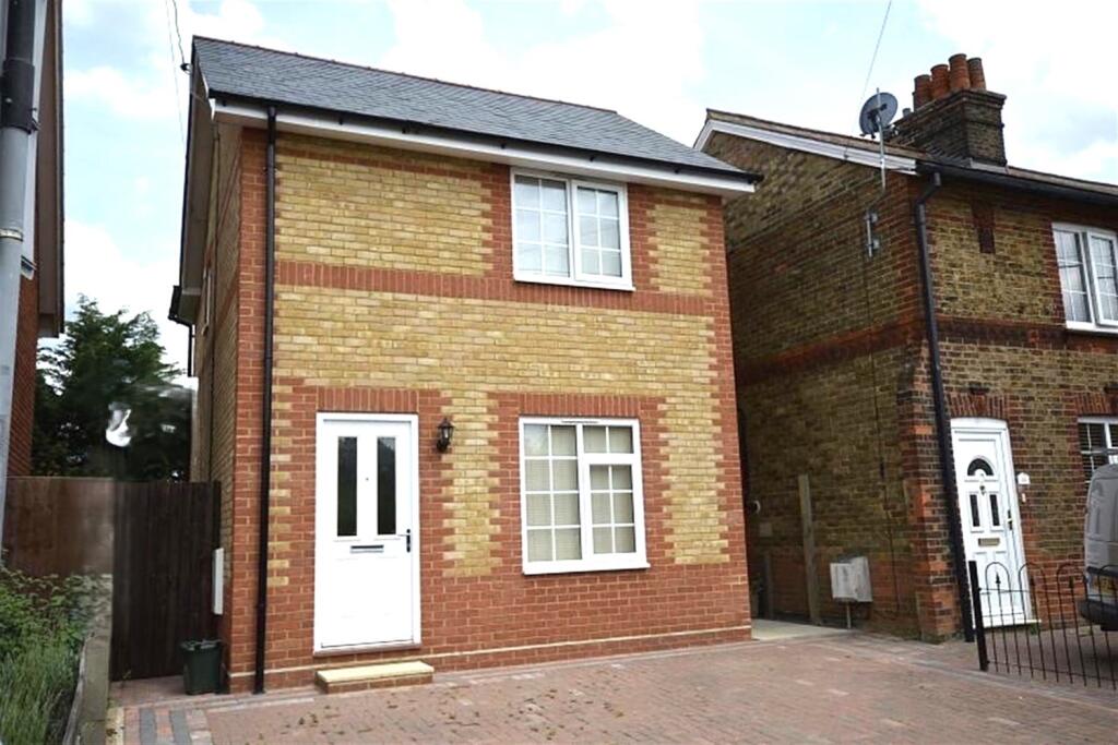 Main image of property: Panfield Lane, Braintree, CM7