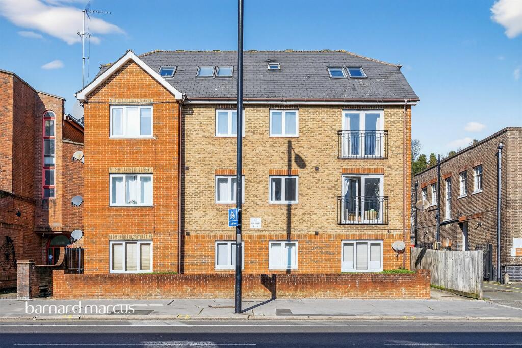 Main image of property: Brighton Road, South Croydon