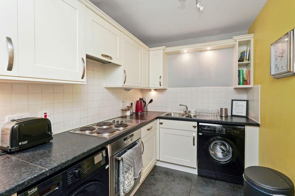 12/42 Pilrig Hights, Pilrig, Edinburgh, EH6 5BB photo 4