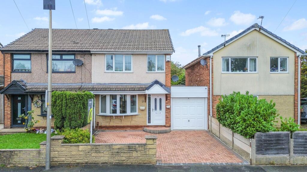2-bed semi-detached on Rushton Avenue, Leigh, WN7, £199,995