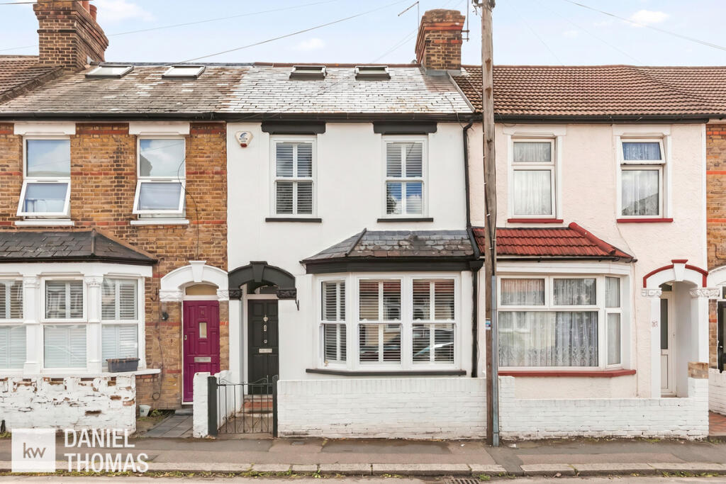 Main image of property: DANIEL THOMAS | Ruskin Avenue, Waltham Abbey, EN9 3BP