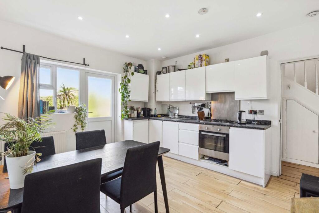 House in London, Shepherd's Bush - View 4