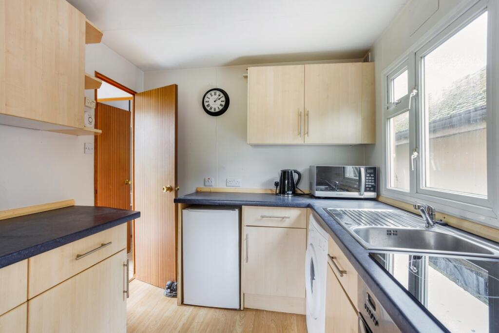 House in Reading, Beenham - View 4