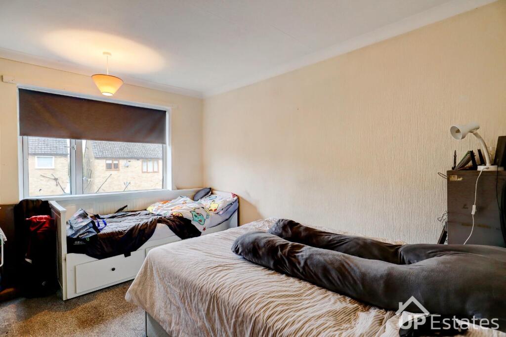 Apartment in Coventry - More