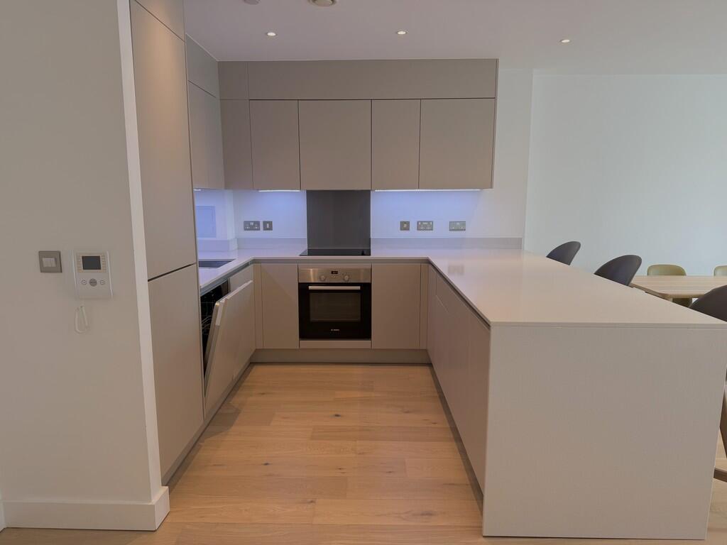Apartment in London - View 4