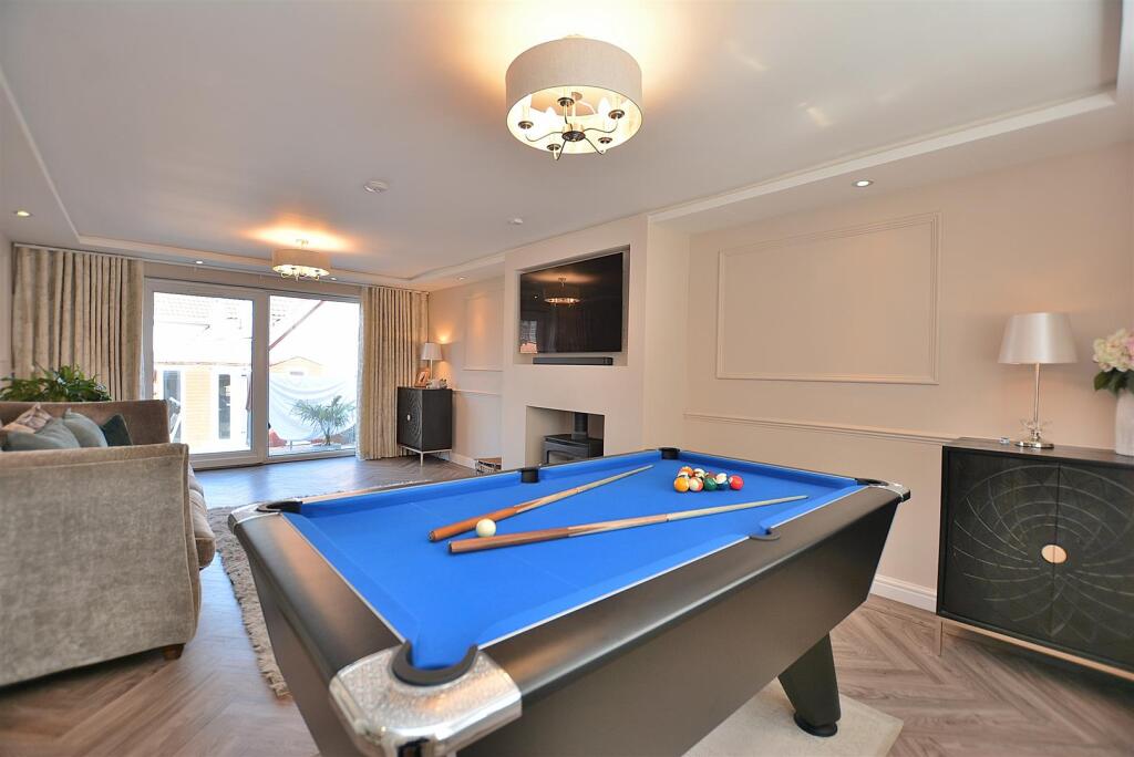 Hawthorne Close, Sutton-in-Ashfield photo 3
