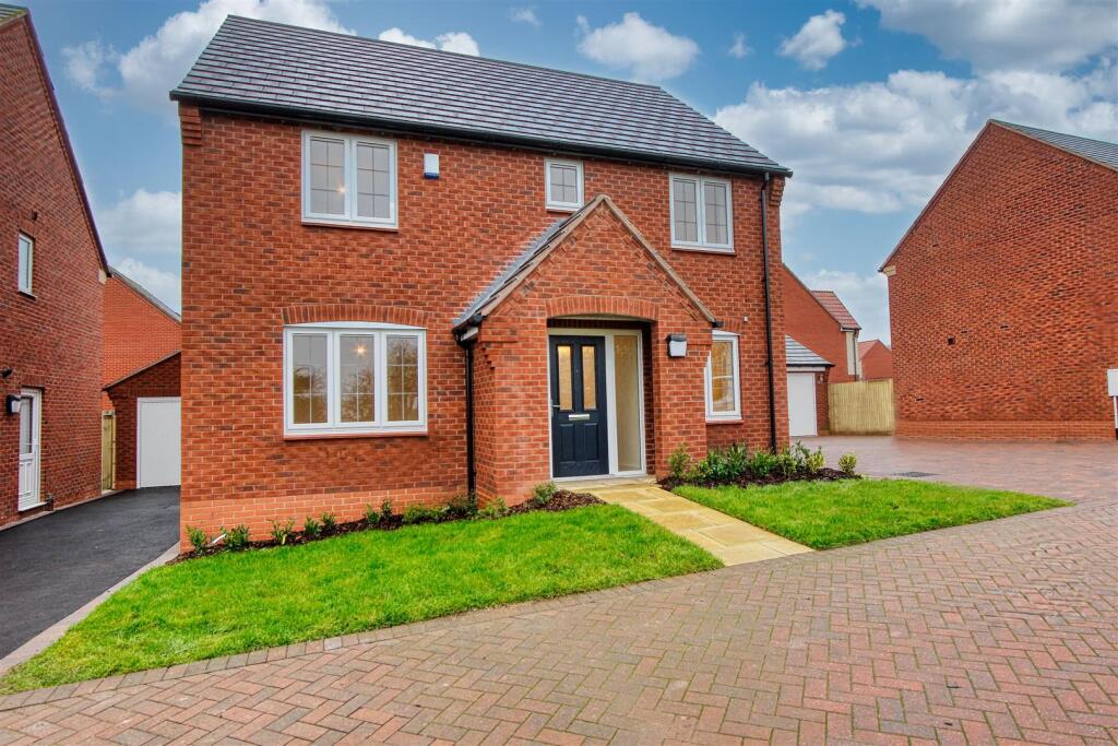 Main image of property: The Sklarks, Whinfell Road, Dunston, Chesterfield, Derbyshire S41