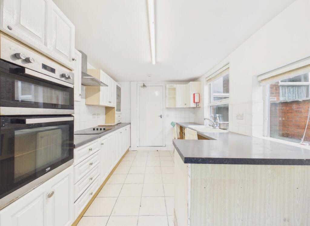 House in Hull, Kingston upon Hull - View 5