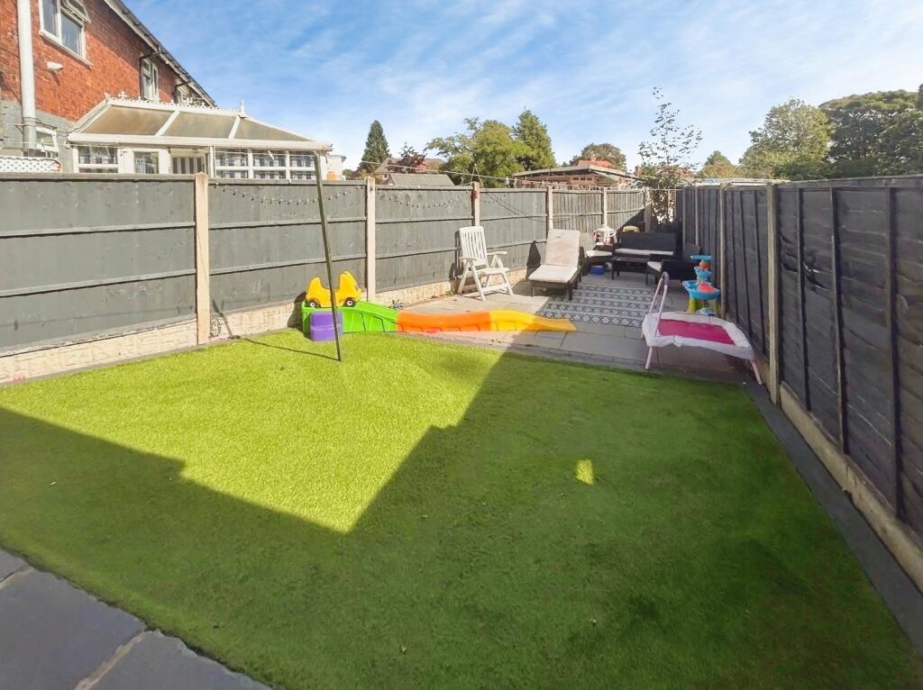 House in Walsall - More