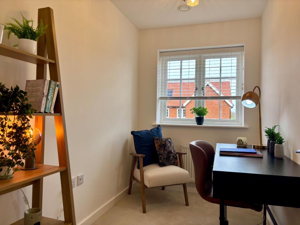 House in Reading - More