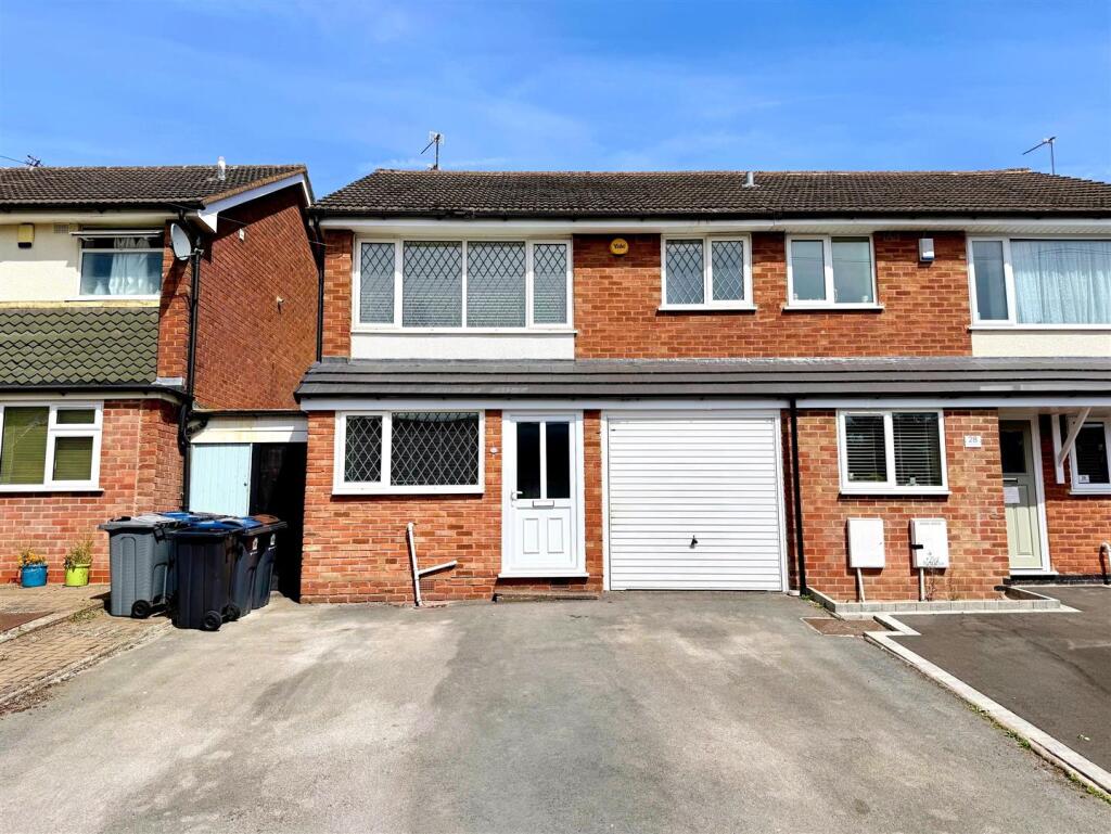 Main image of property: Copperbeech Close, Harborne, Birmingham, B32