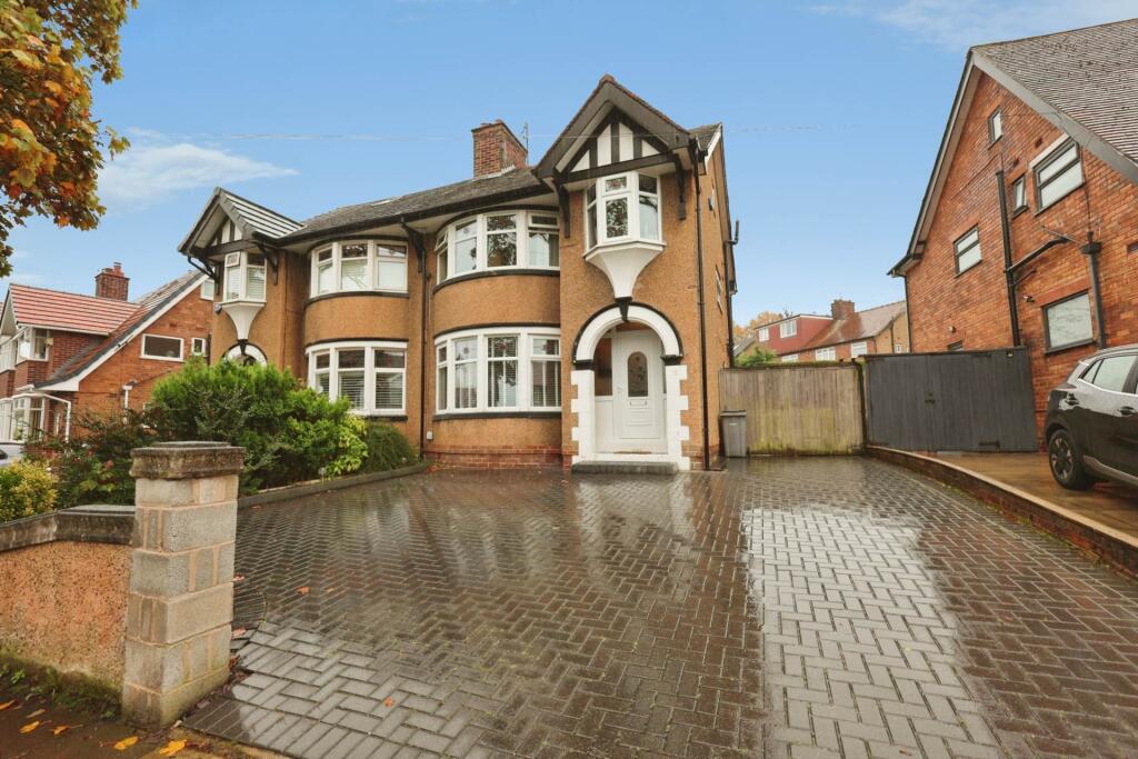 3-bed semi-detached on Holmville Road, Higher Bebington, £325,000