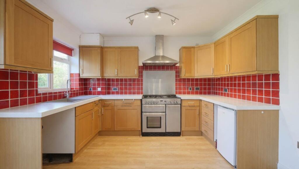 Additional image 4 of Crawford Road, Hatfield