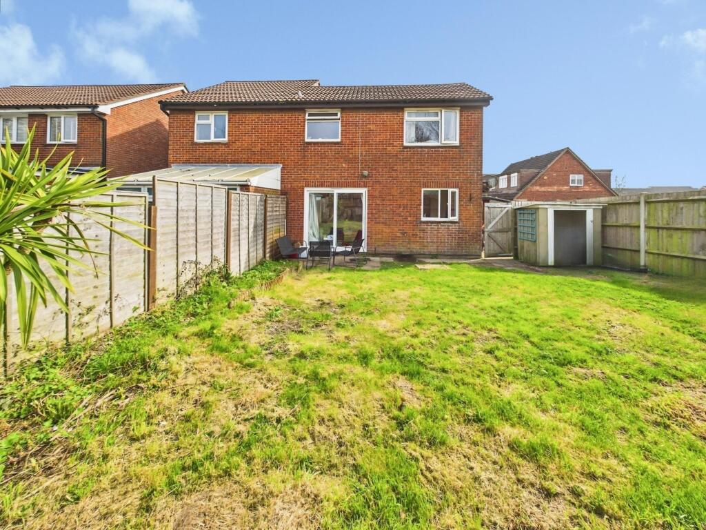 Main image of property: St George Close, Bursledon, Southampton, SO31