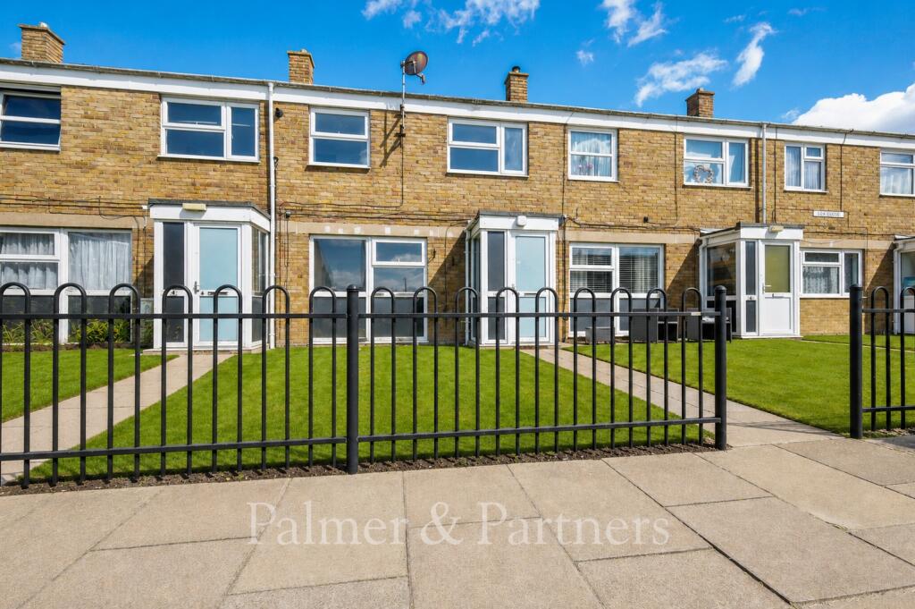 Main image of property: Ilex Close, Colchester, Essex, CO2