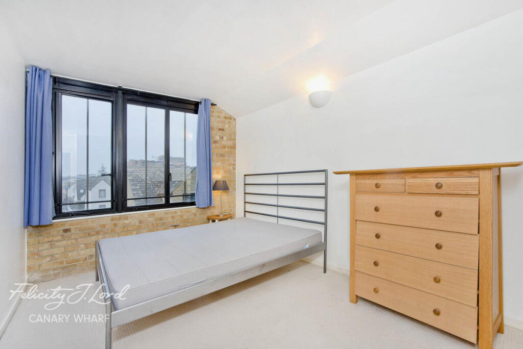 Main image of property: Beacon House, London