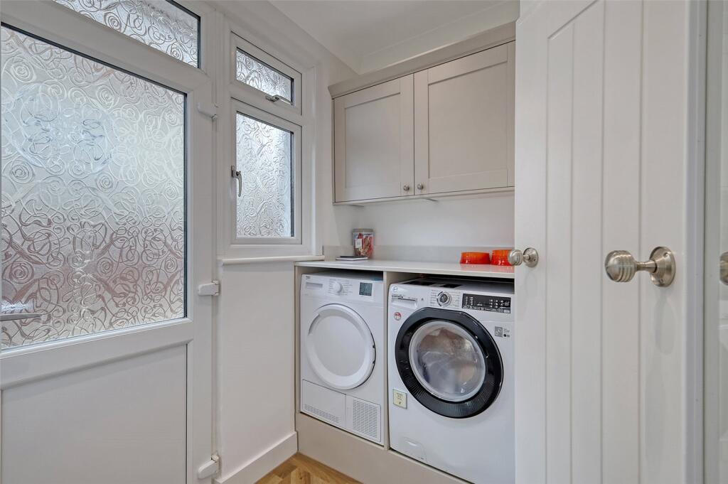 House in Southend-on-Sea - View 5