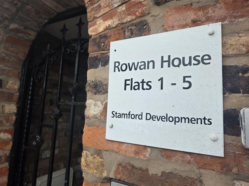 Main image of property: Stamford Street Central, Ashton-Under-Lyne