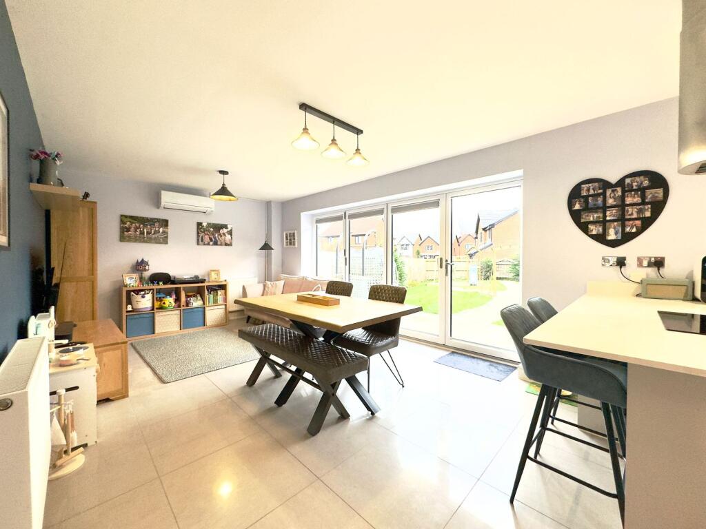 House in West Lancashire, North Meols - View 6