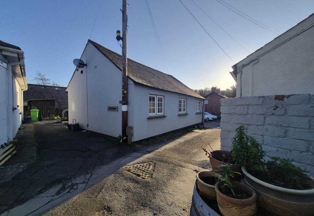 Main image of property: Llanfarian, Aberystwyth