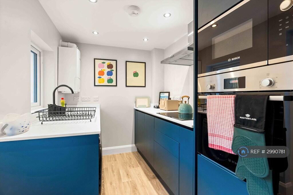 House in Brighton - View 4