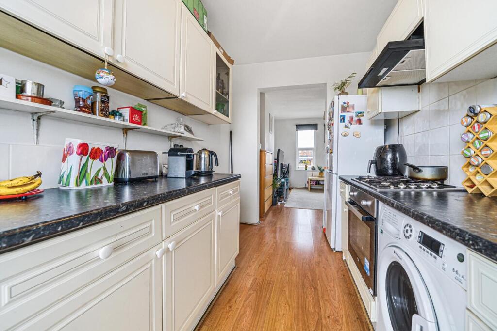 Garratt Lane, Earlsfield, London, SW18 - View 5