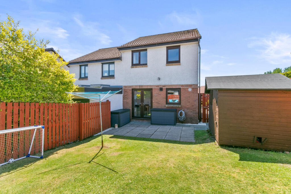 3-bed semi-detached on Drummond Way, Newton Mearns, G77, £260,000